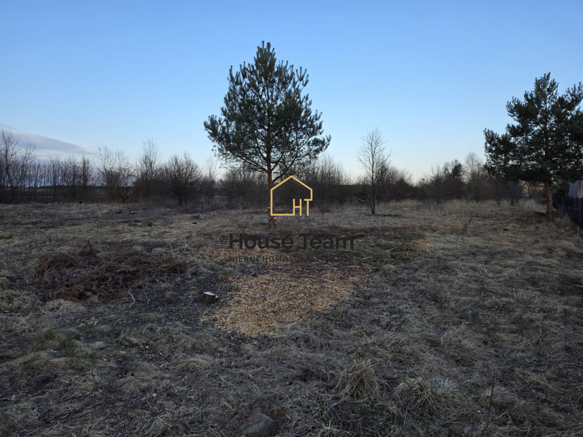 Działka na sprzedaż