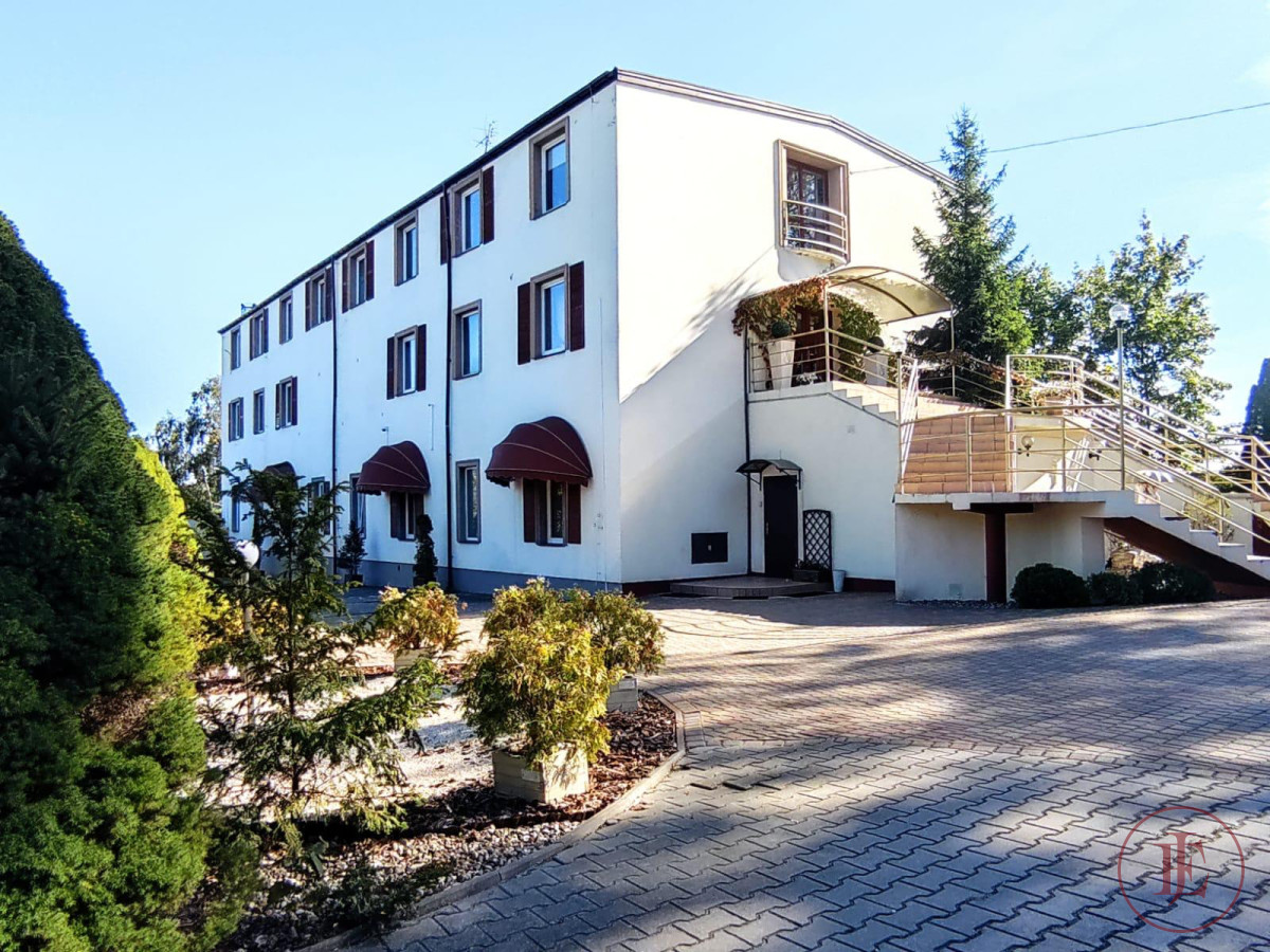 Komercyjny na sprzedaż