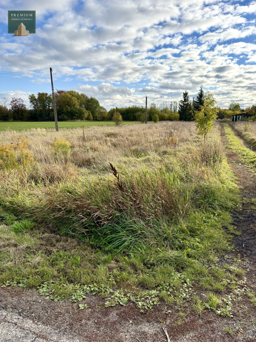 Działka na sprzedaż