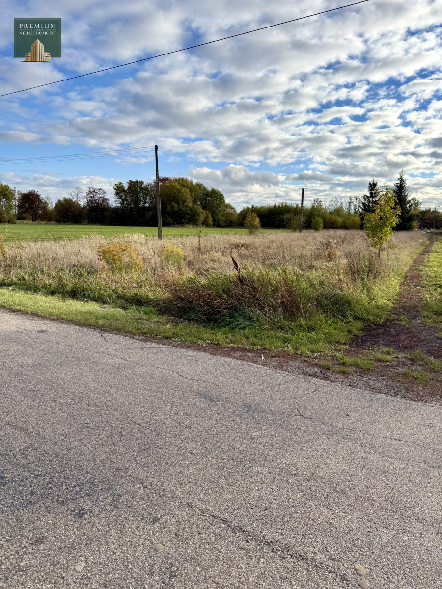 Działka na sprzedaż