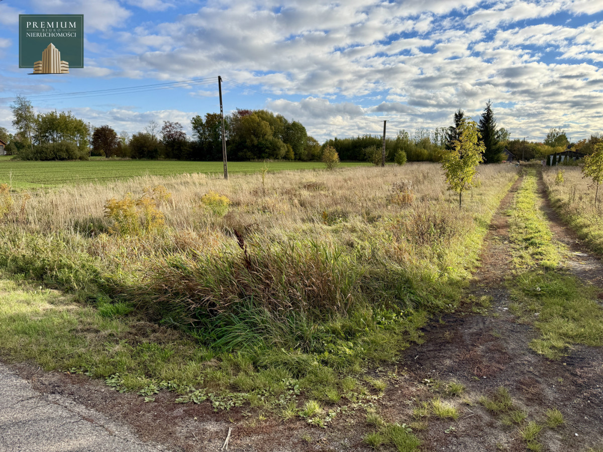 Działka na sprzedaż