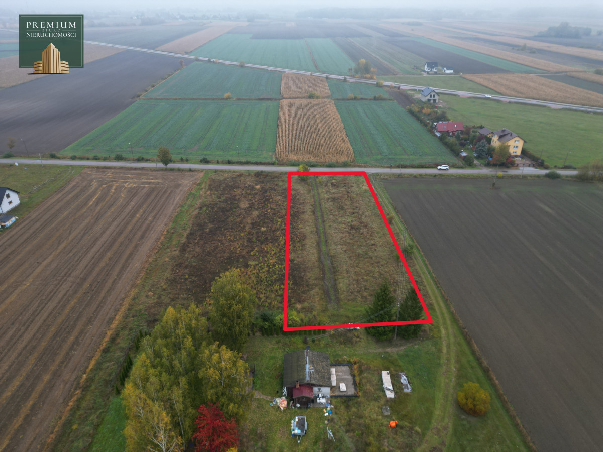 Działka na sprzedaż