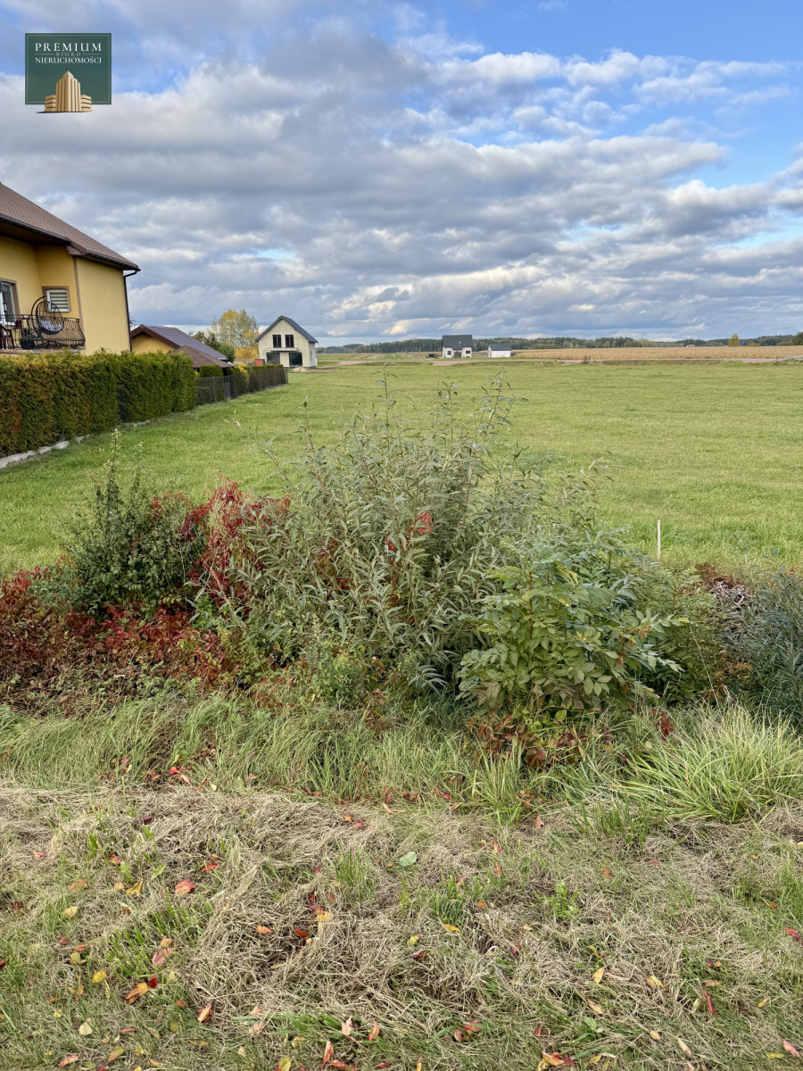 Działka na sprzedaż