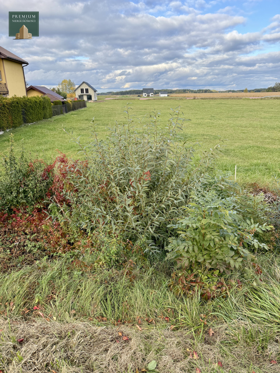 Działka na sprzedaż