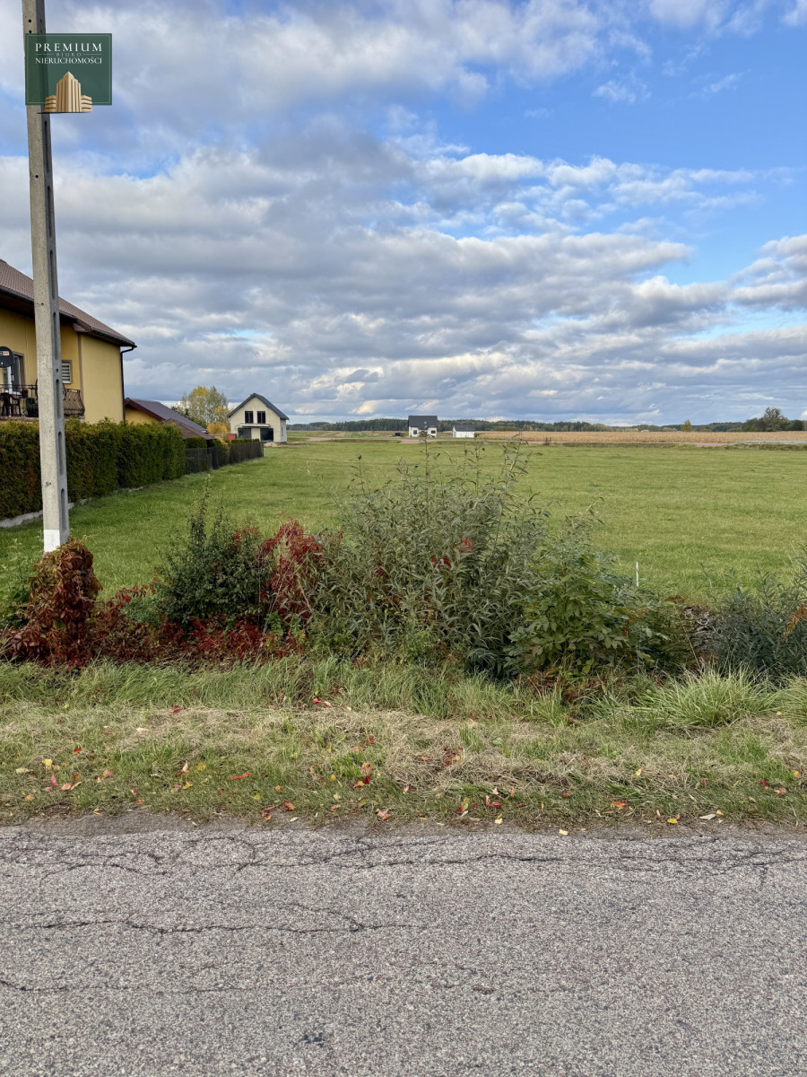 Działka na sprzedaż