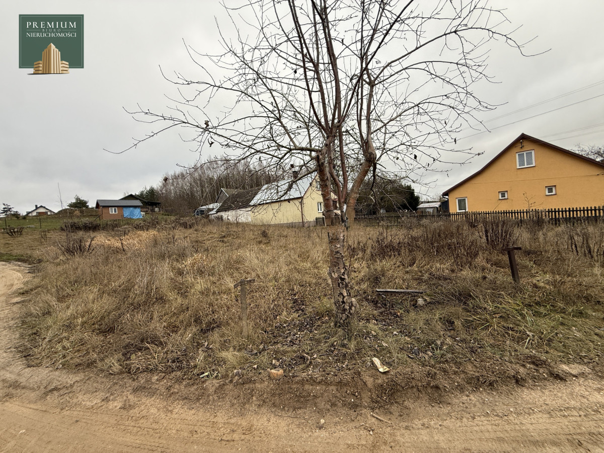 Działka na sprzedaż