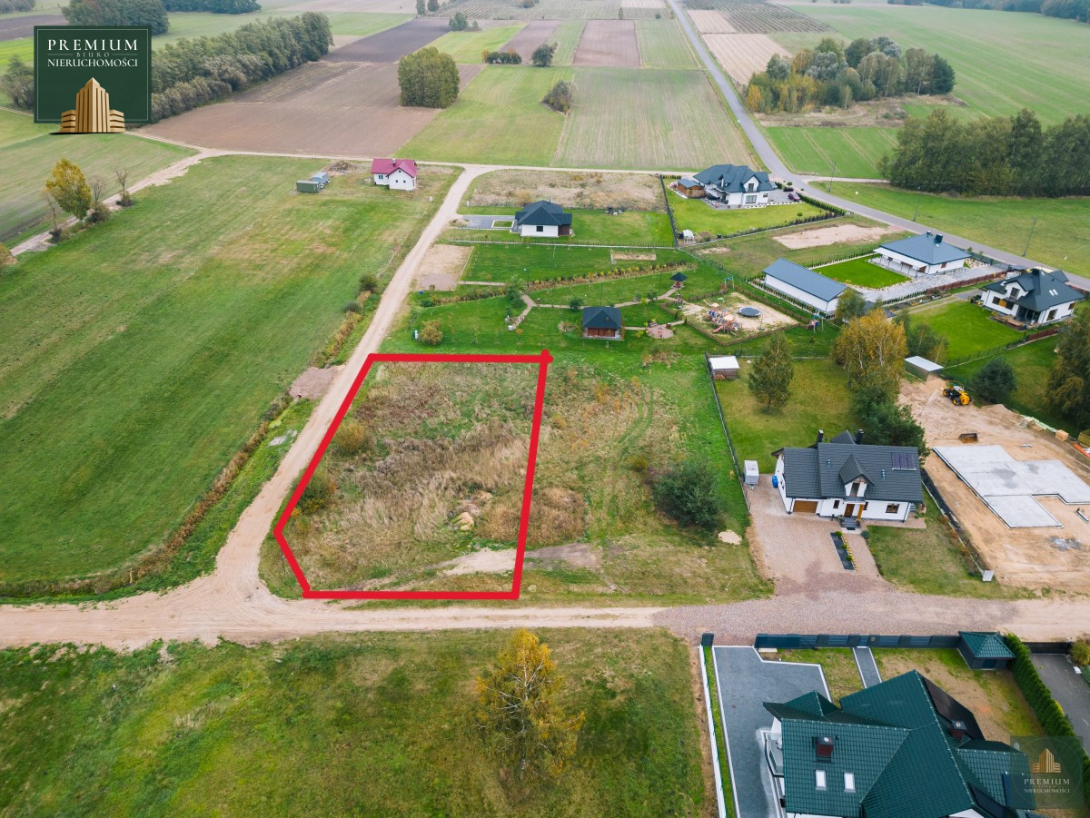 Działka na sprzedaż