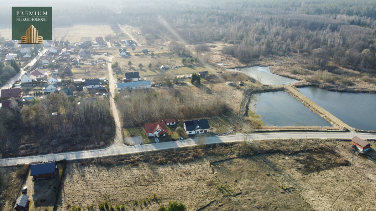 Działka na sprzedaż