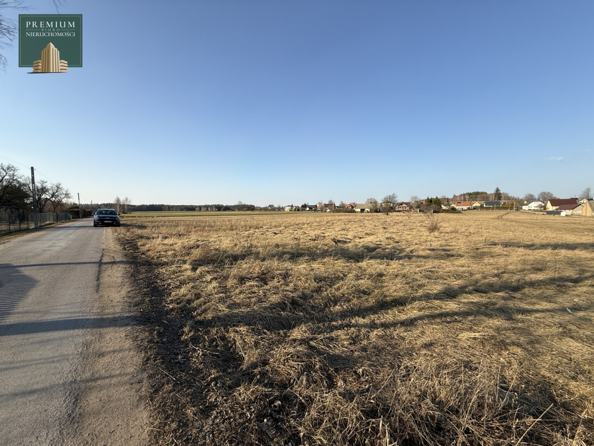 Działka na sprzedaż