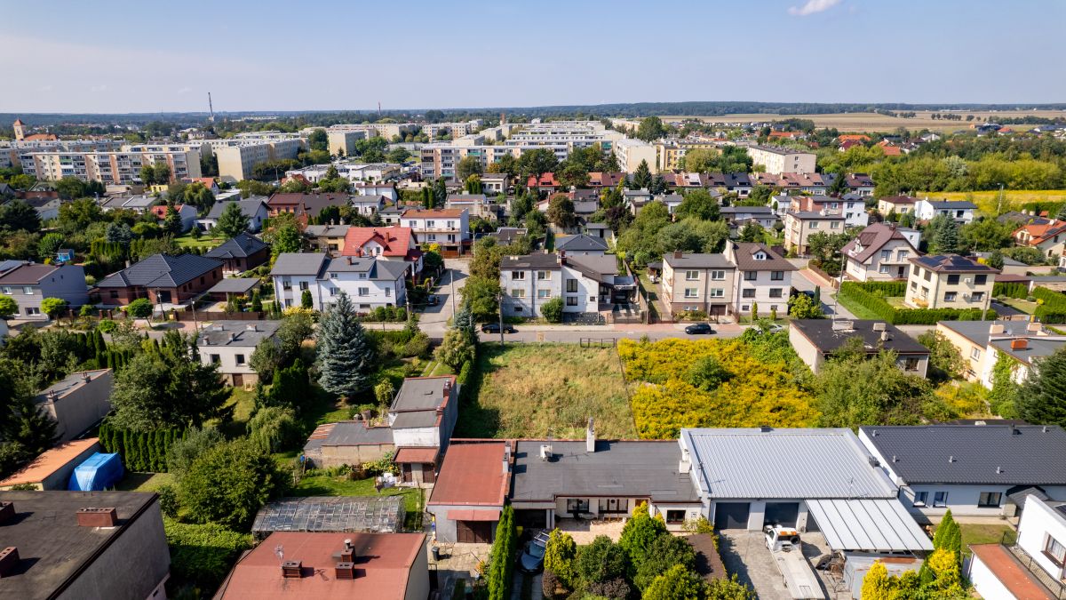 Działka na sprzedaż