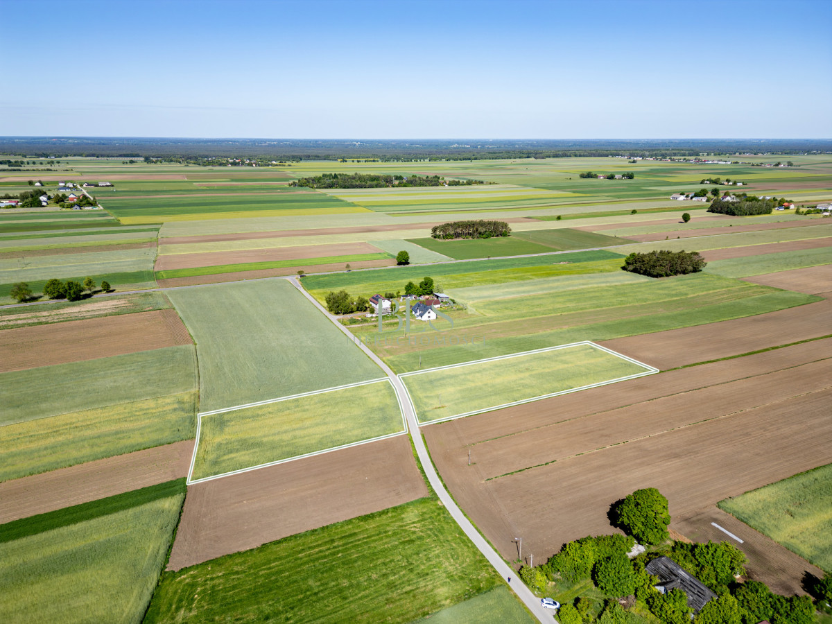 Działka na sprzedaż