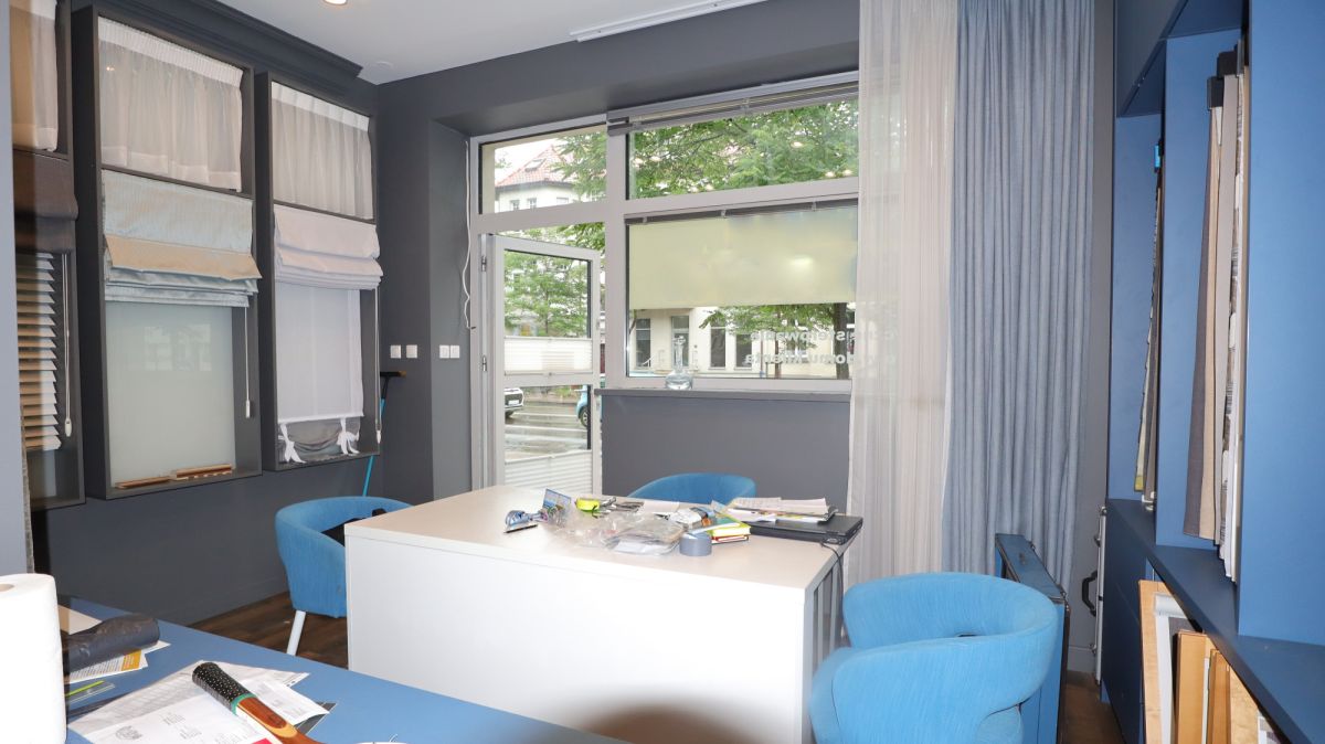 Komercyjny na sprzedaż