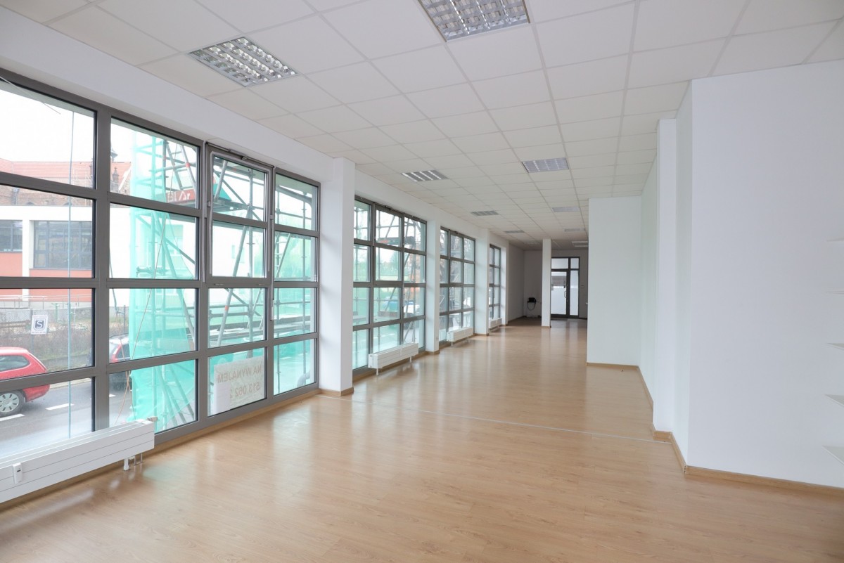 Komercyjny na wynajem