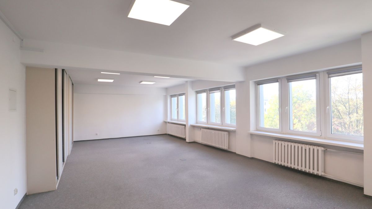 Komercyjny na wynajem