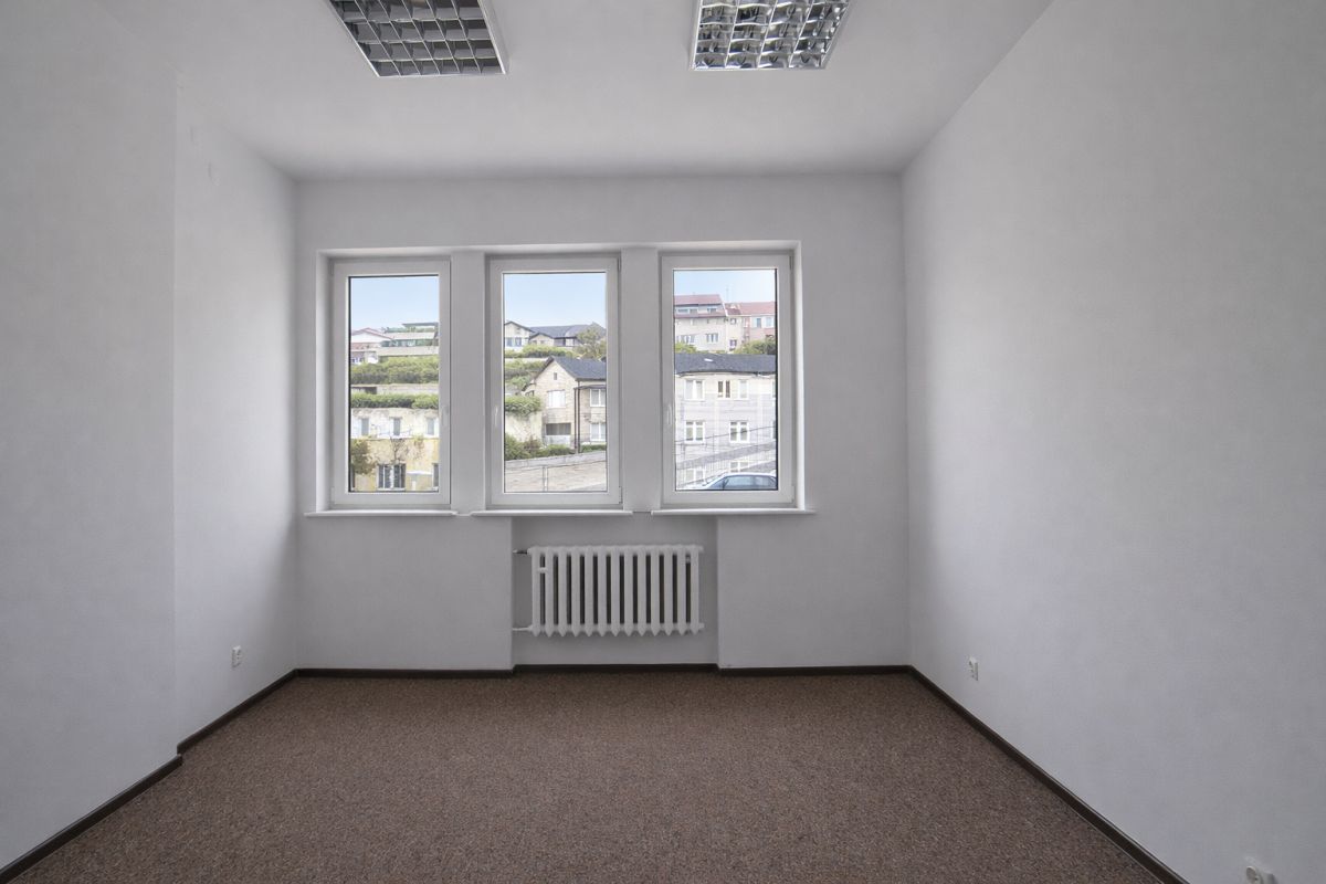 Komercyjny na wynajem