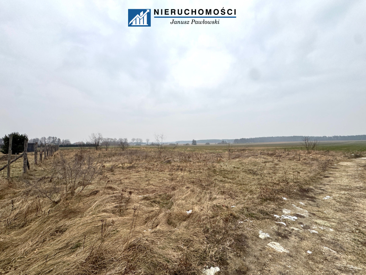 Działka na sprzedaż