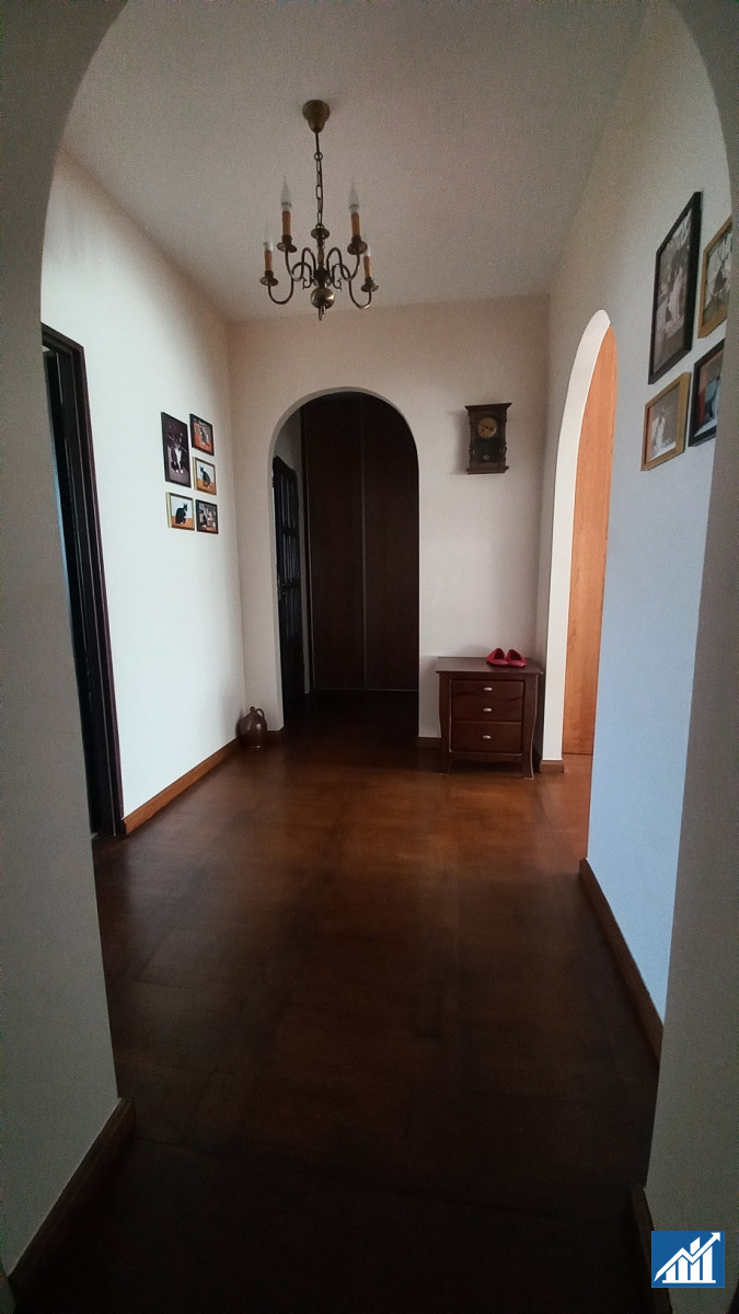 Dom na sprzedaż