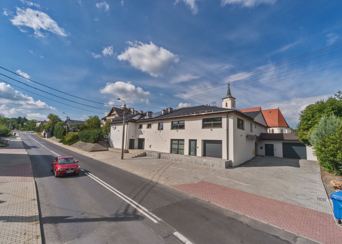 Komercyjny na wynajem