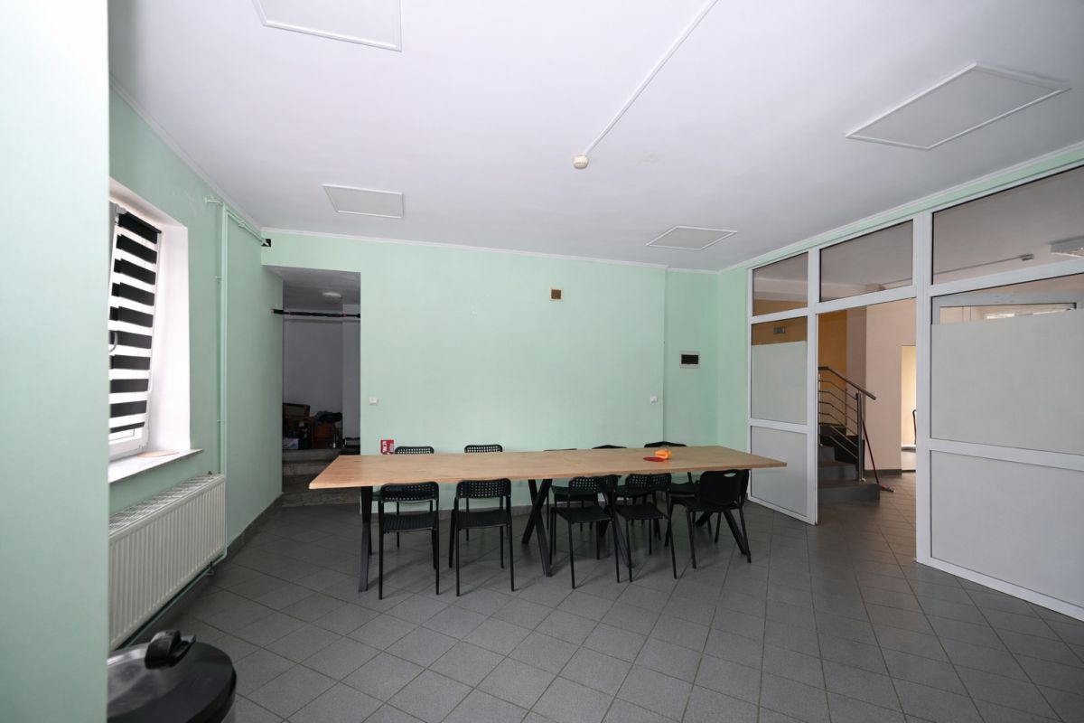 Komercyjny na sprzedaż