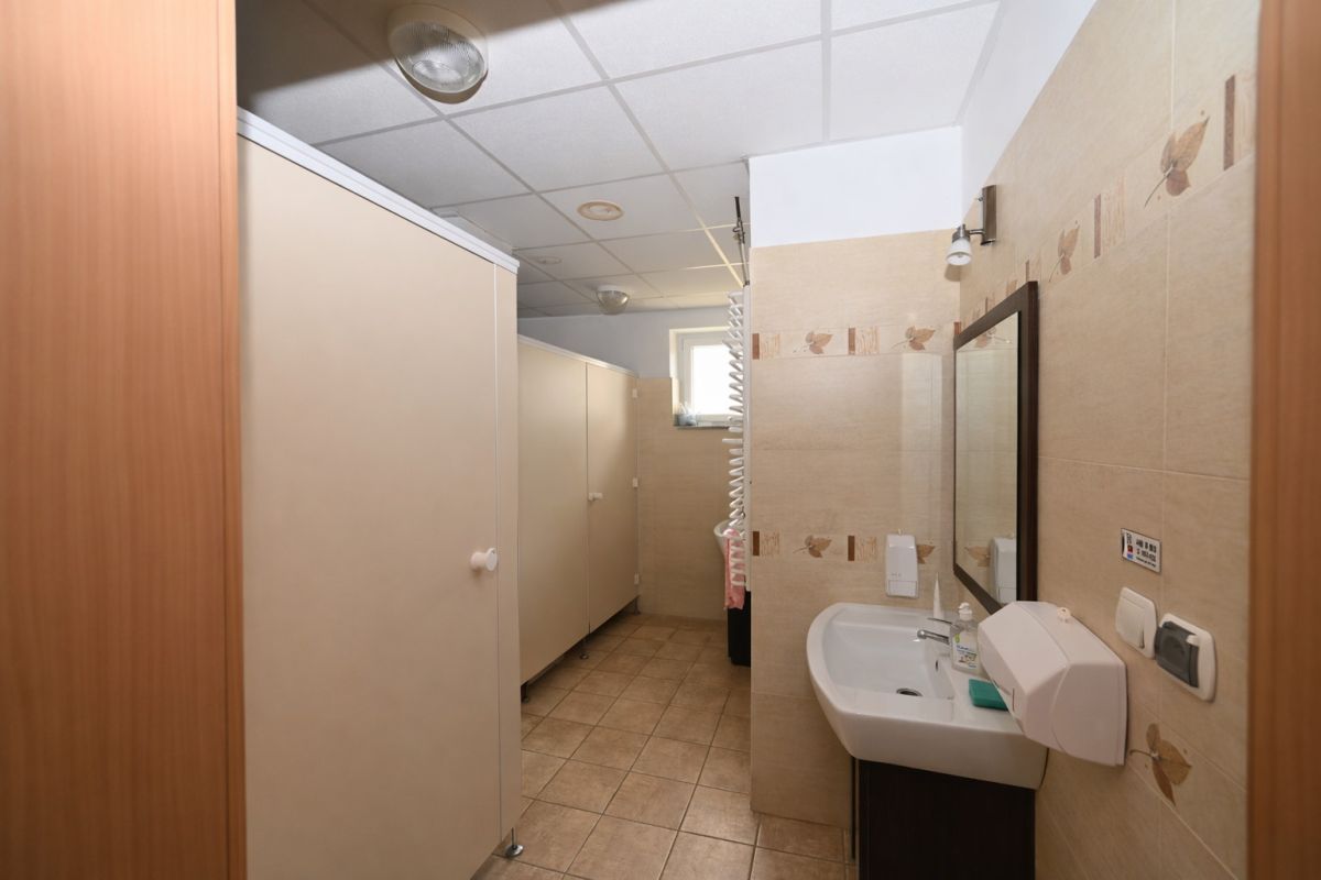 Komercyjny na sprzedaż