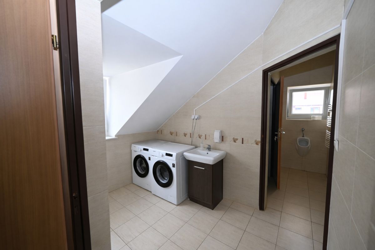 Komercyjny na sprzedaż