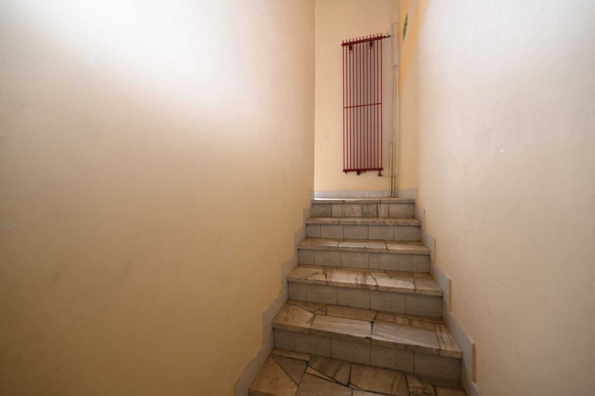 Komercyjny na sprzedaż