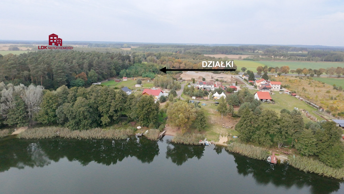 Działka na sprzedaż