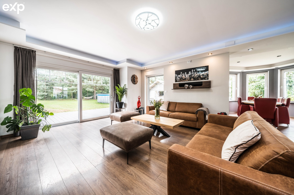 Rodzinny dom z widokiem na las | 240 m²  Miłoszyce