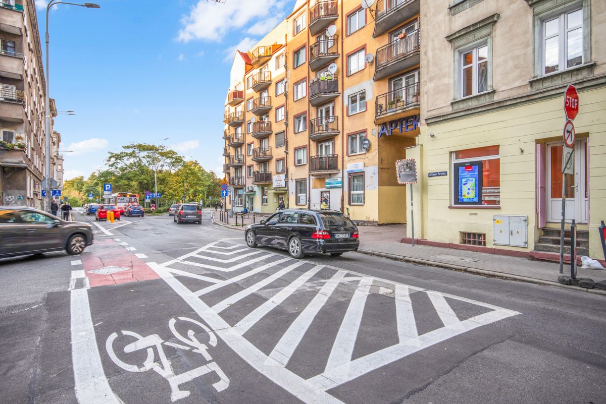 Komercyjny na wynajem