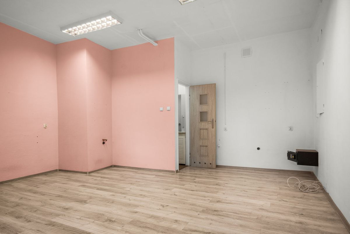 Komercyjny na wynajem