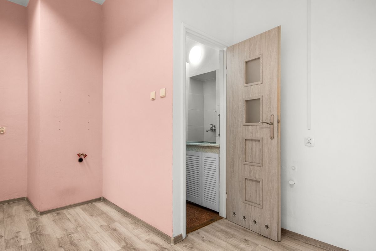 Komercyjny na wynajem