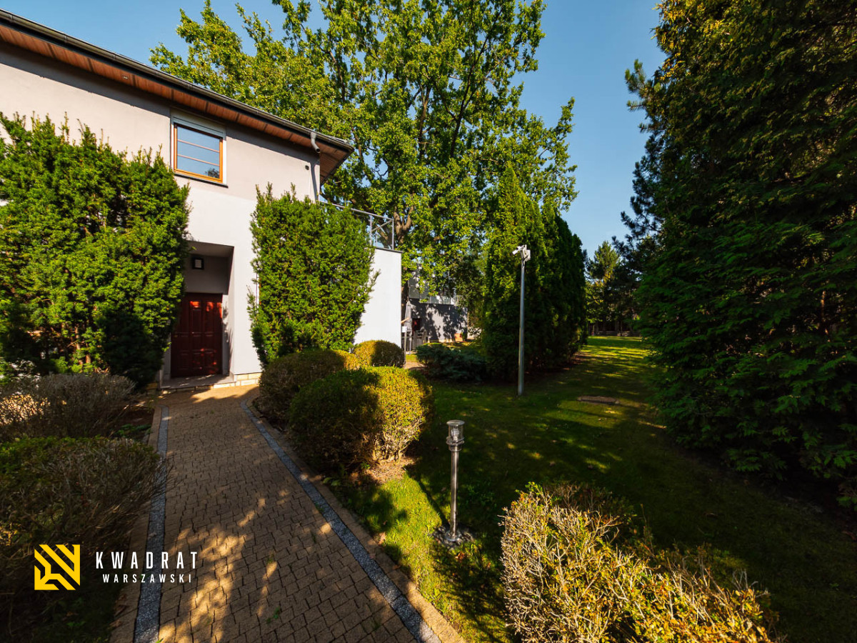 Komercyjny na sprzedaż