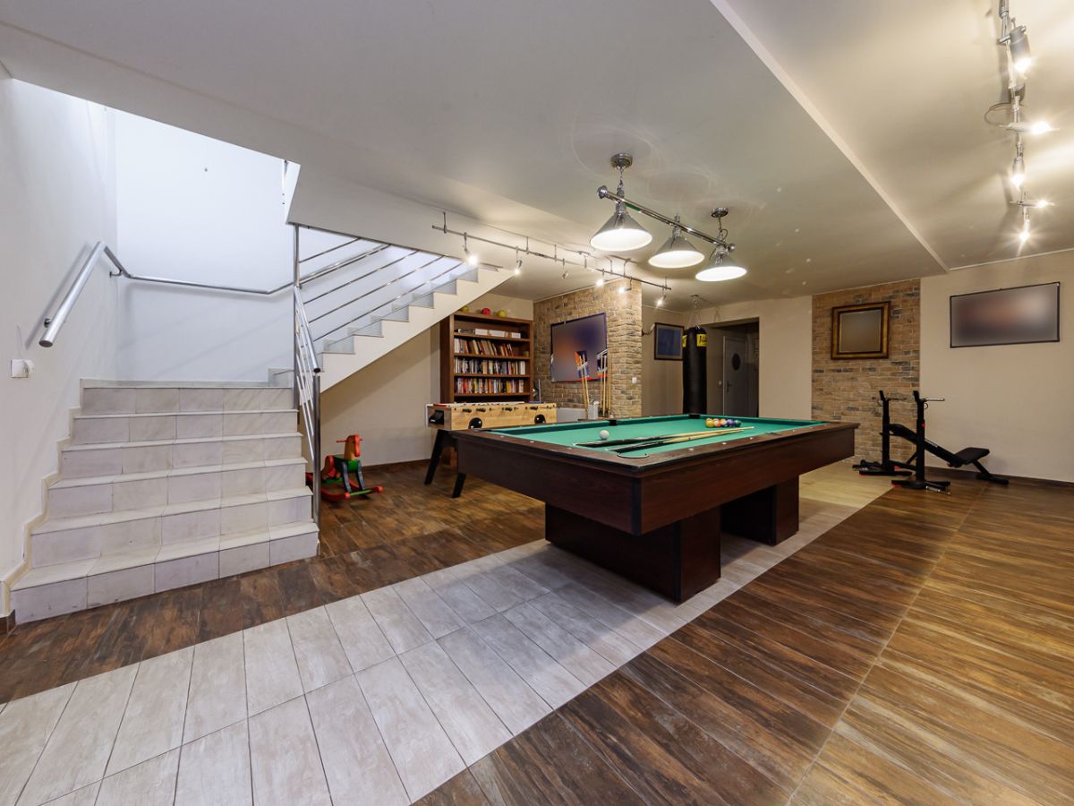 Komercyjny na sprzedaż