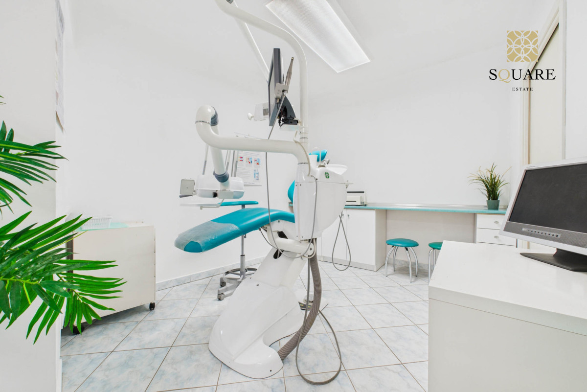 Komercyjny na sprzedaż