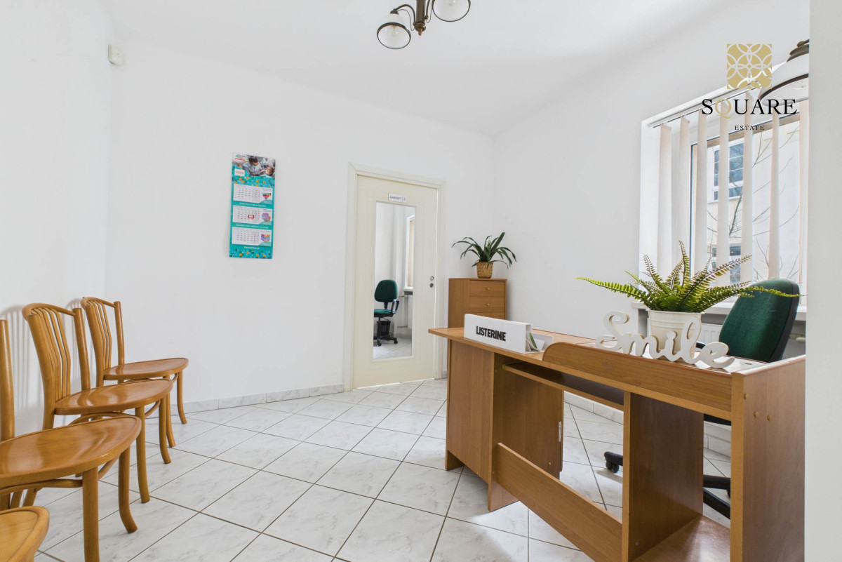 Komercyjny na sprzedaż