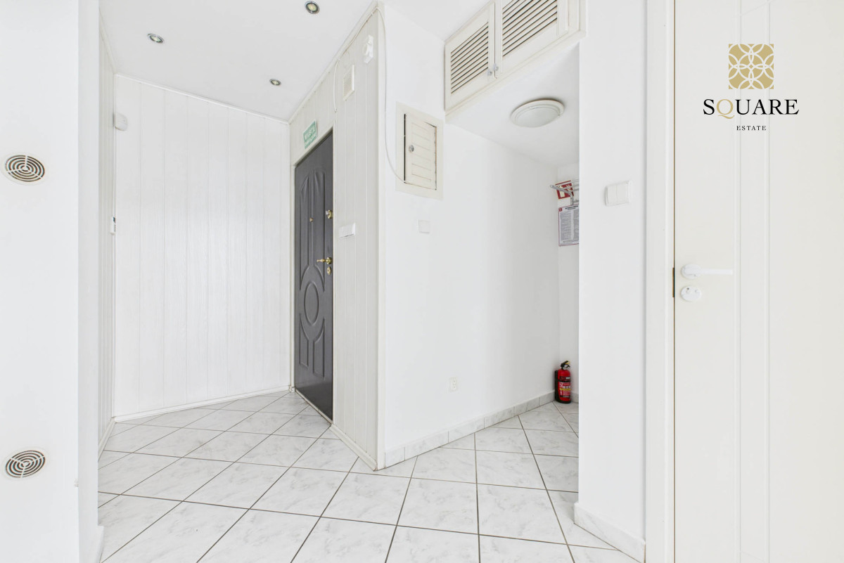 Komercyjny na sprzedaż