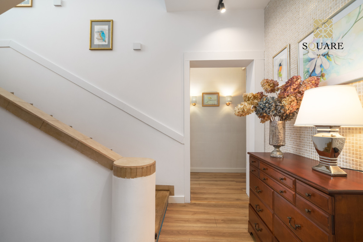 Komercyjny na sprzedaż