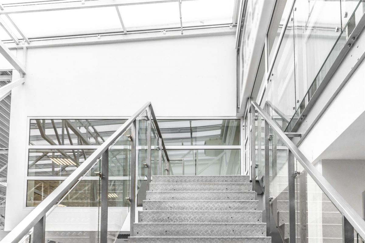 Komercyjny na wynajem