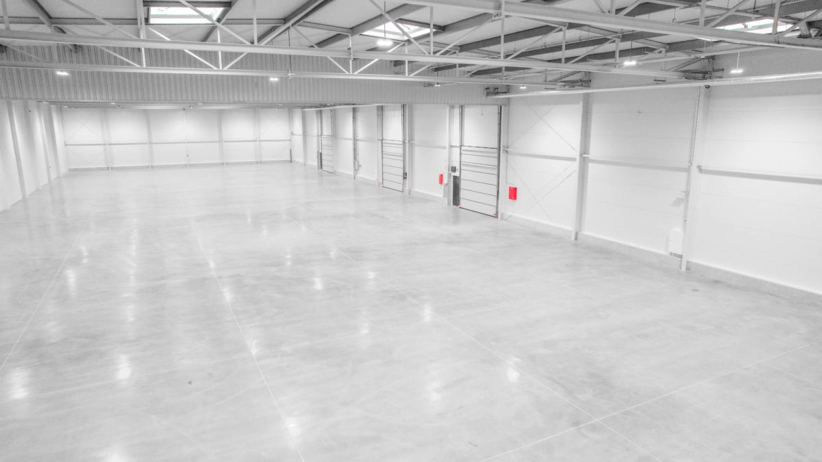 Komercyjny na wynajem