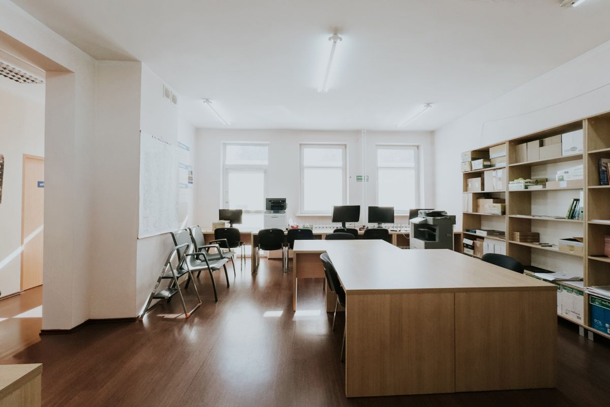 Komercyjny na wynajem