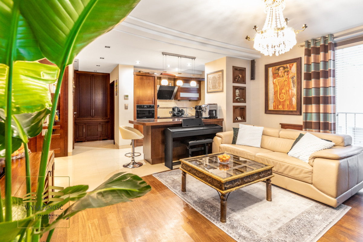 Mieszkanie na sprzedaż