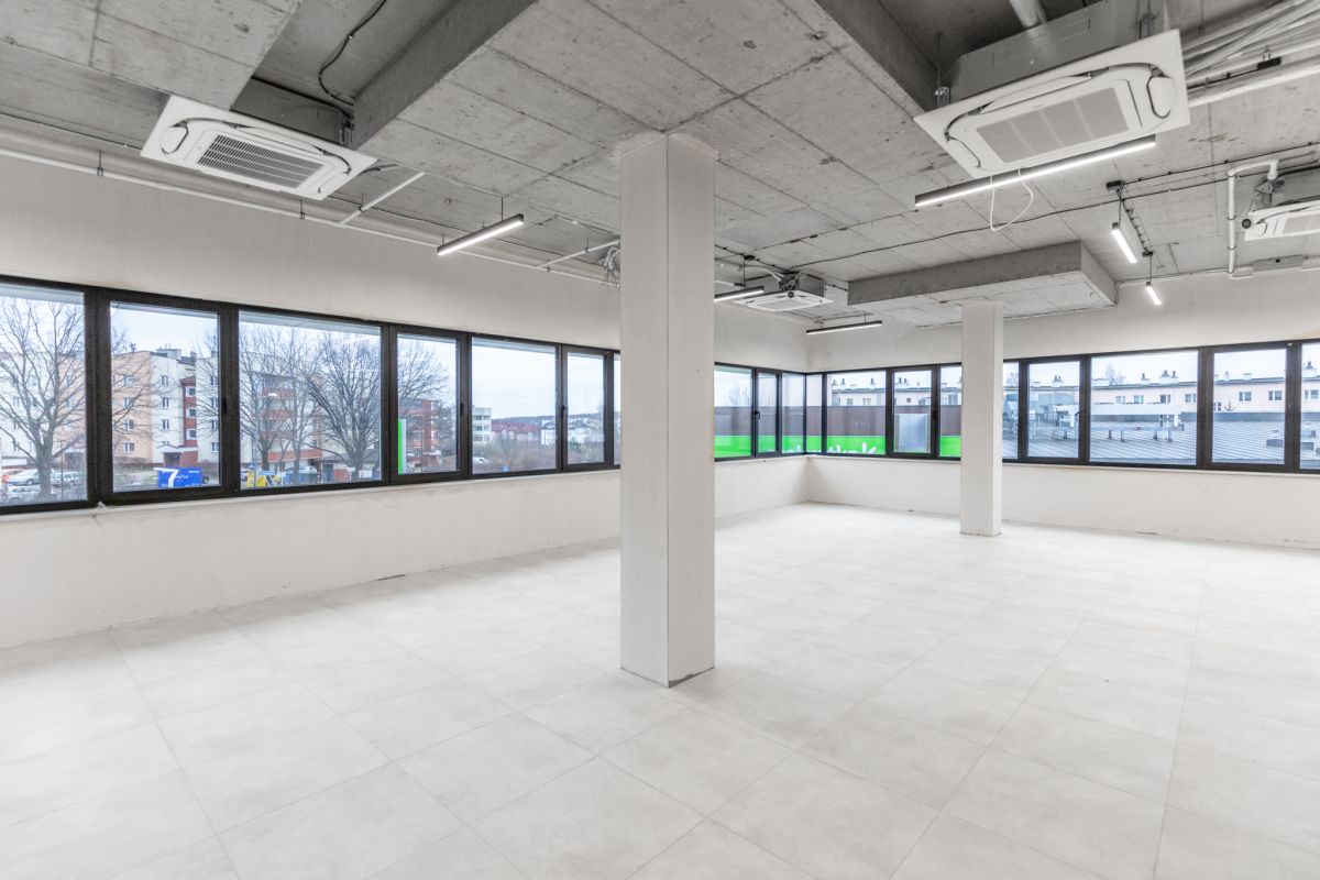 Komercyjny na sprzedaż