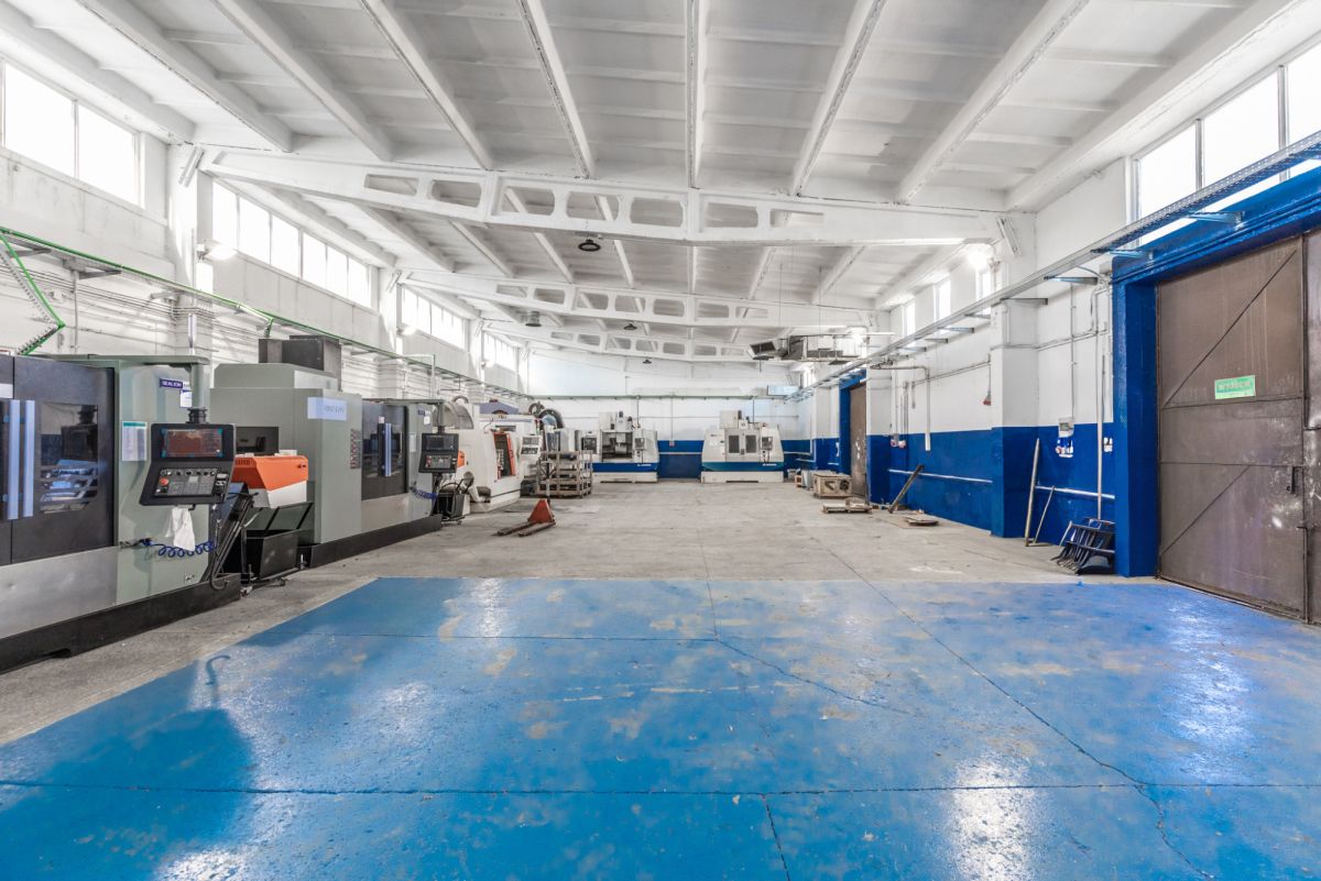 Komercyjny na wynajem