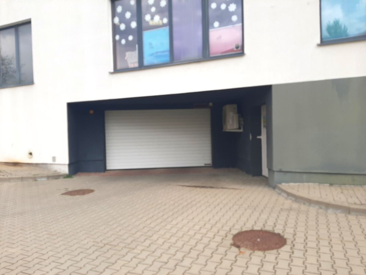 Komercyjny na sprzedaż