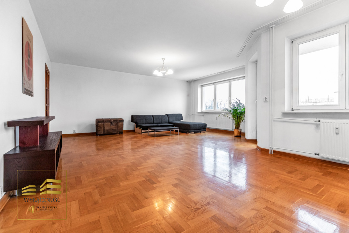 Mieszkanie na sprzedaż