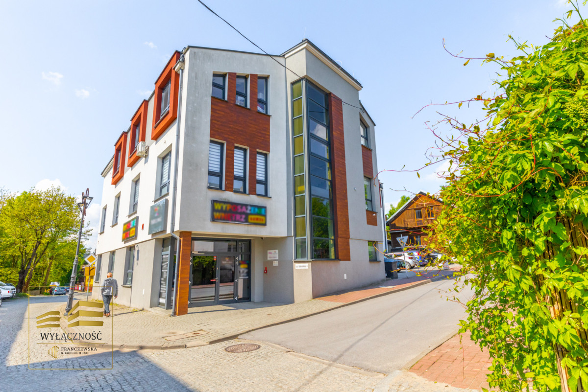 Komercyjny na wynajem