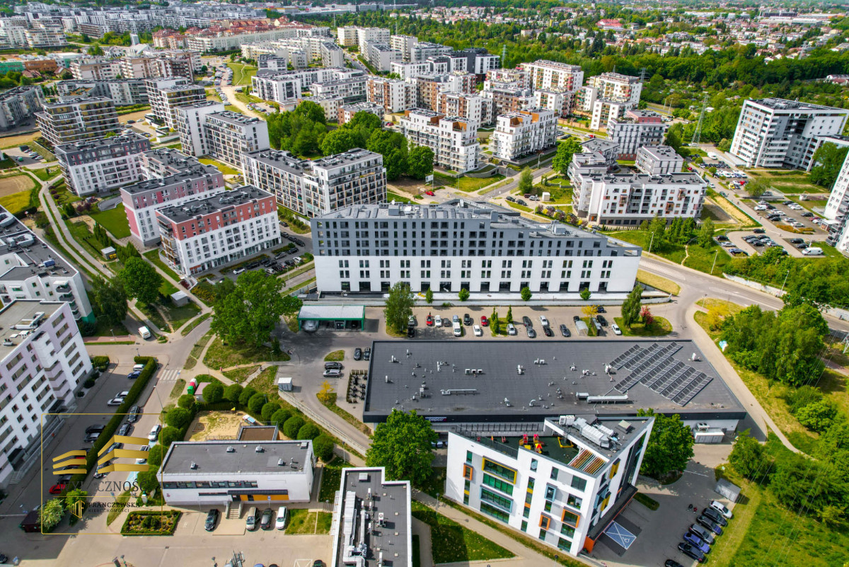 Komercyjny na wynajem