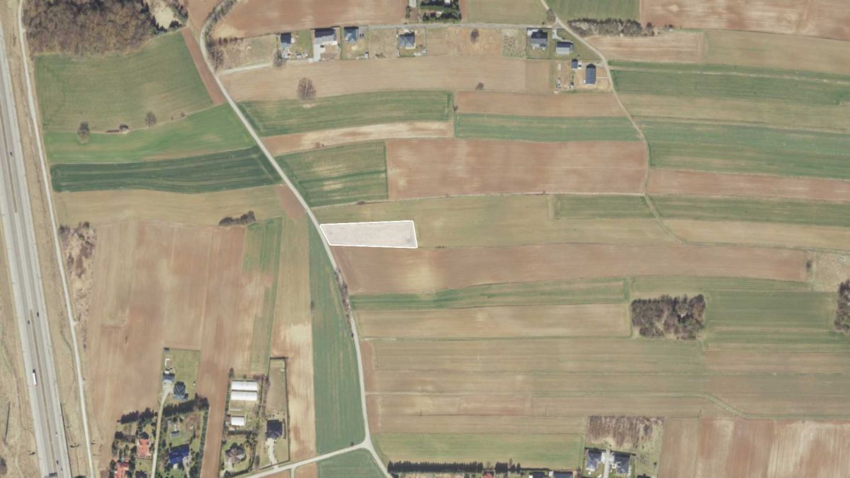 Działka na sprzedaż