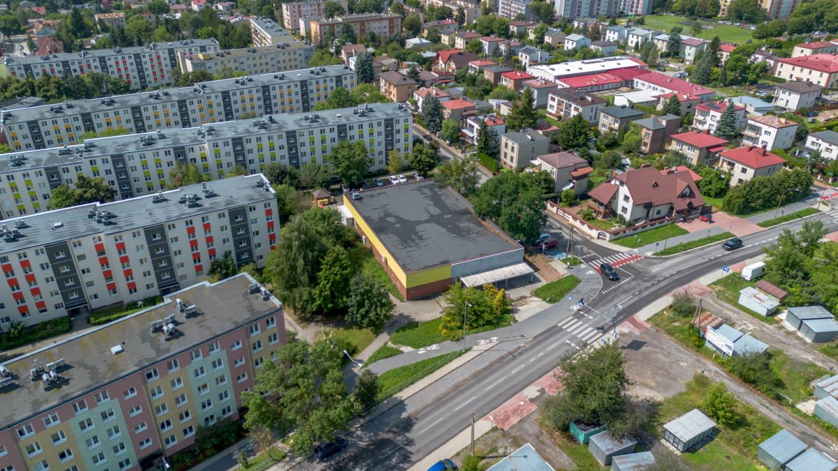 Komercyjny na wynajem