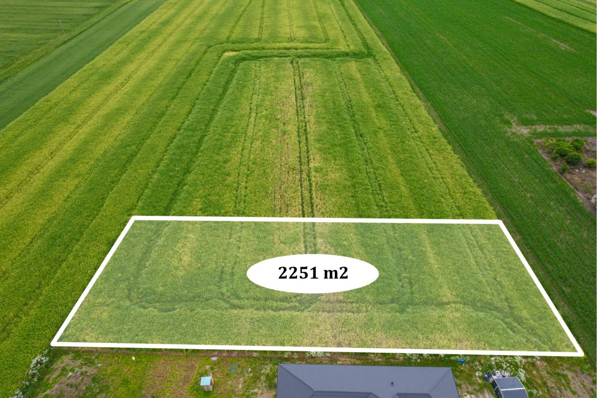 Działka na sprzedaż